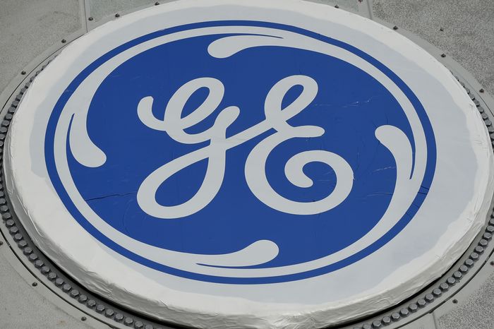 GE stock extends bounce ahead of earnings