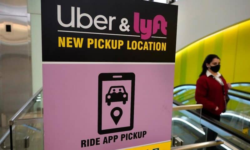 Lyft, Uber to Cover Fees for Drivers Sued Under Texas Law