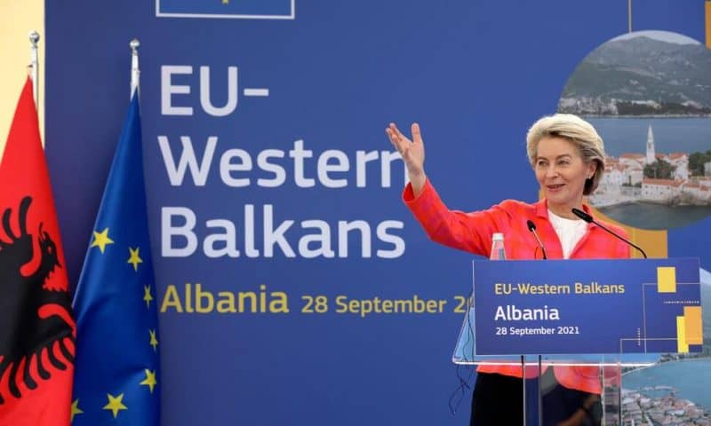 EU Urges Kosovo, Serbia Talk on Disputes, Lower Tensions