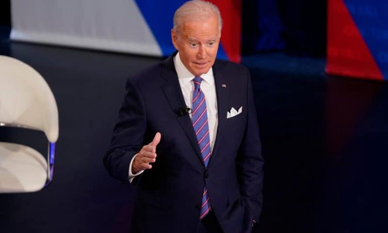 Deal on Biden’s $2T Plan Edges Closer; Harris Is ‘Confident’