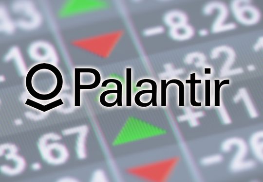 Palantir increases annual revenue guidance as earnings meet expectations