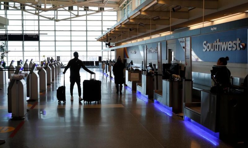 Lawmakers Say They Will Try Again to Regulate Airline Fees