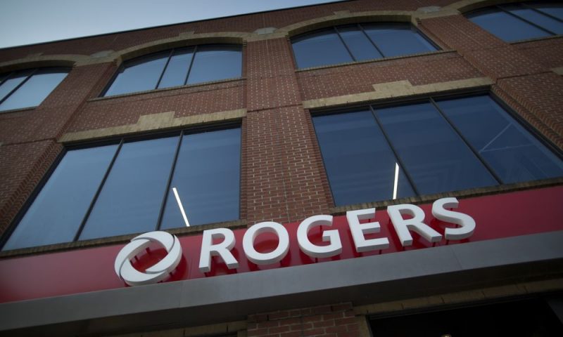 Rogers Communications Inc. Cl B stock rises Monday, outperforms market