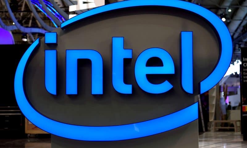 Intel (NASDAQ:INTC) Sets New 52-Week Low on Analyst Downgrade