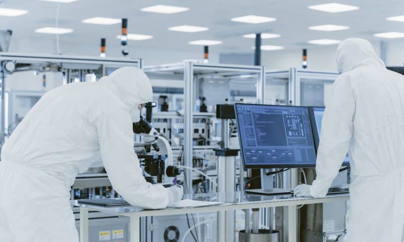 Lam Research (NASDAQ:LRCX) Price Target Raised to $627.00 at Piper Sandler