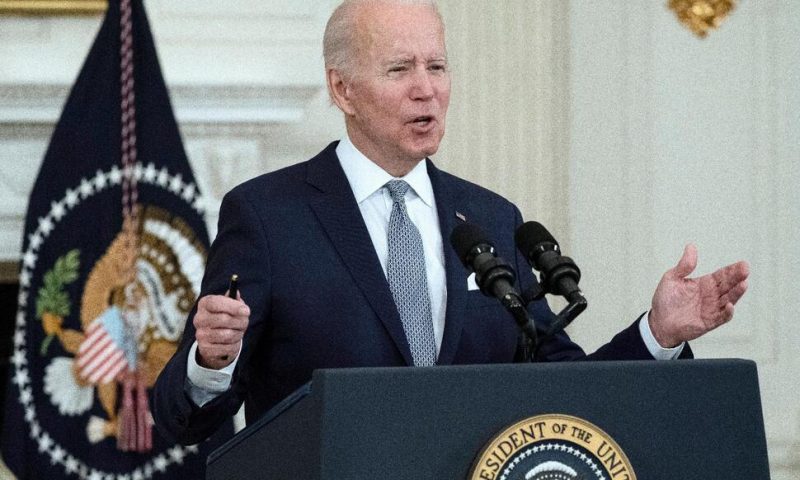 Biden’s Economic Challenge: Finding Workers and Goods