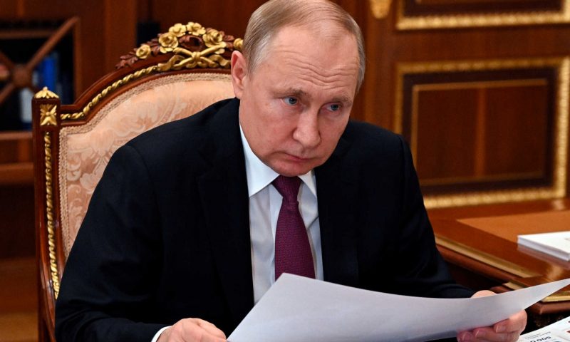 Russia Halts Japan Peace Treaty Talks Over Sanctions