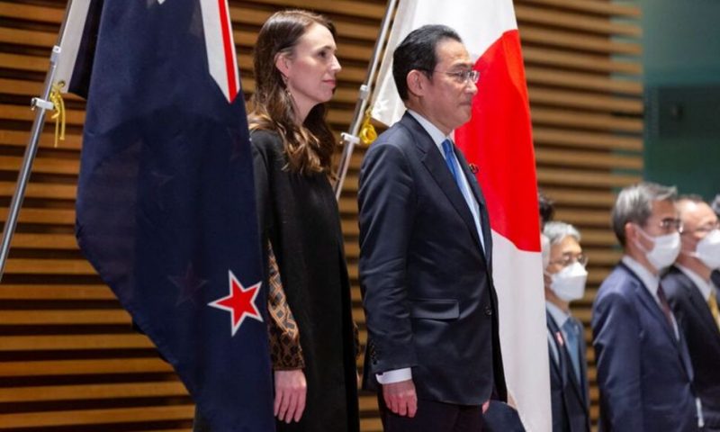 Japan, New Zealand to Keep Pressure on Russia