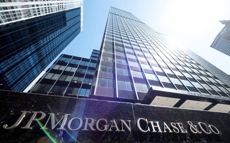 Boeing, JPMorgan Chase share gains lead Dow’s 84-point climb