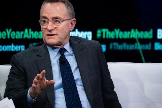 Howard Marks explains how to avoid crashes by learning to recognize signs of bull-market excess