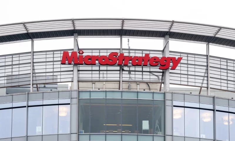 MicroStrategy Incorporated (NASDAQ:MSTR) Short Interest Up 49.1% in May