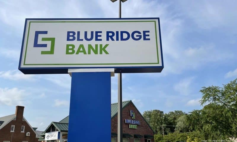 Blue Ridge Bankshares, Inc. (NASDAQ:BRBS) Announces $0.12 Dividend