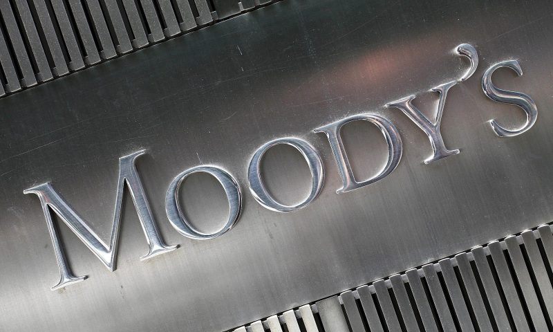 Moody’s (NYSE:MCO) Downgraded to Hold at Deutsche Bank Aktiengesellschaft