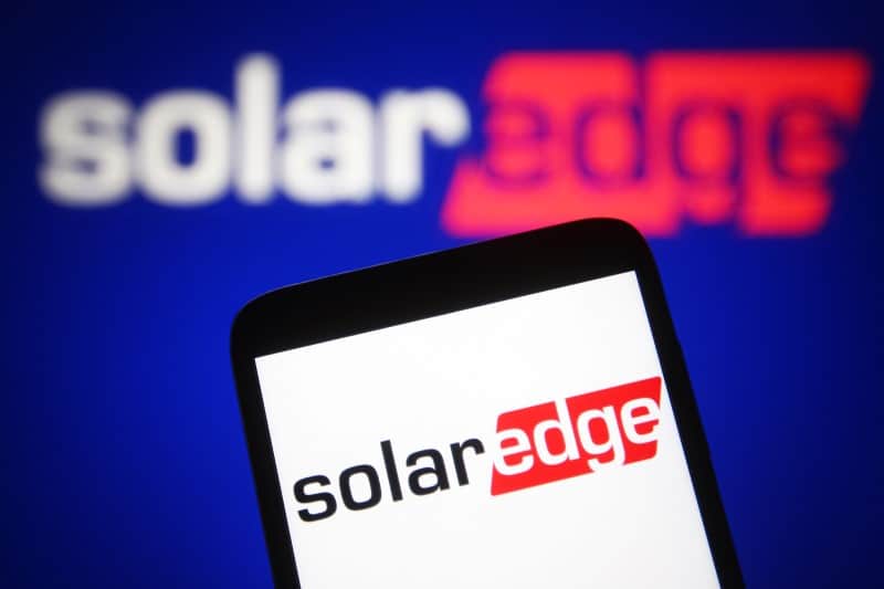 SolarEdge Technologies (NASDAQ:SEDG) PT Raised To $400.00 At ...