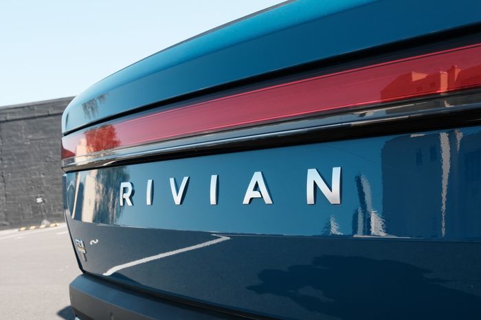 Rivian loses nearly $2 billion in second quarter as expenses mount