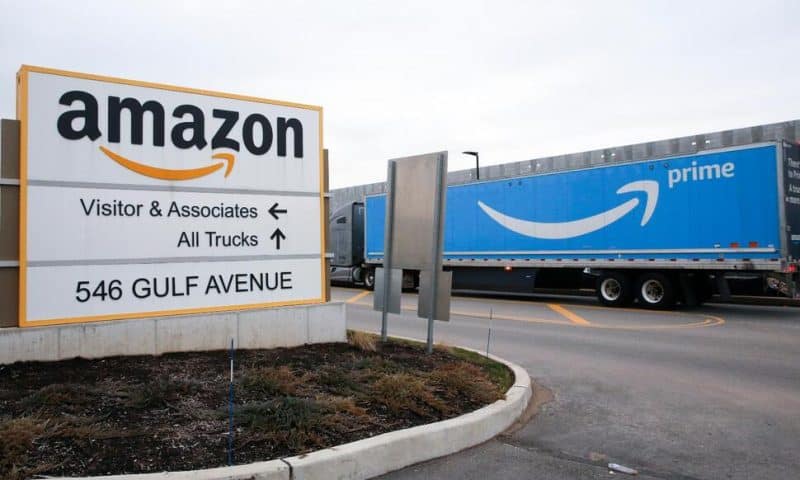 Amazon to Raise Seller Fees for Holidays Amid Rising Costs