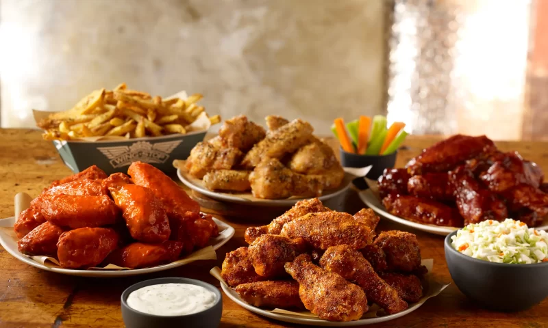 Wingstop (NASDAQ:WING) Earns Overweight Rating from Analysts at Stephens
