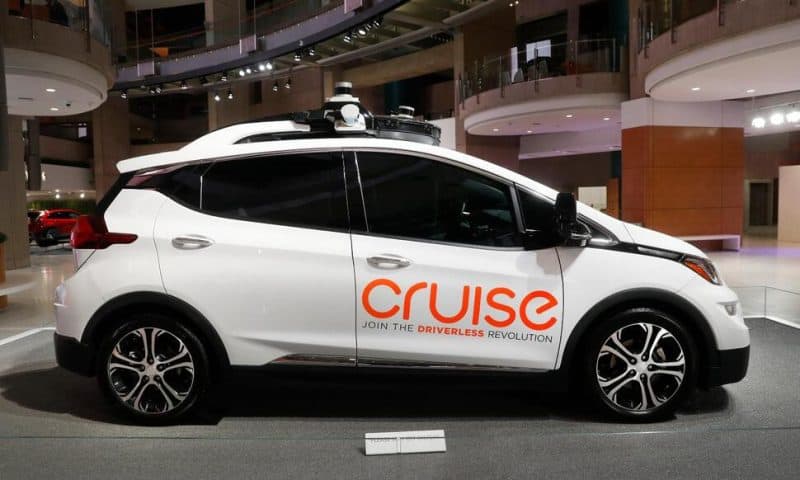 GM’s Cruise Robotaxi Service to Expand Into Phoenix, Austin