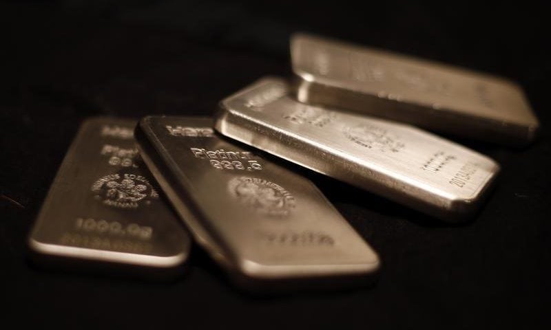 Platinum Market Surplus to Rise Despite Weaker Supply