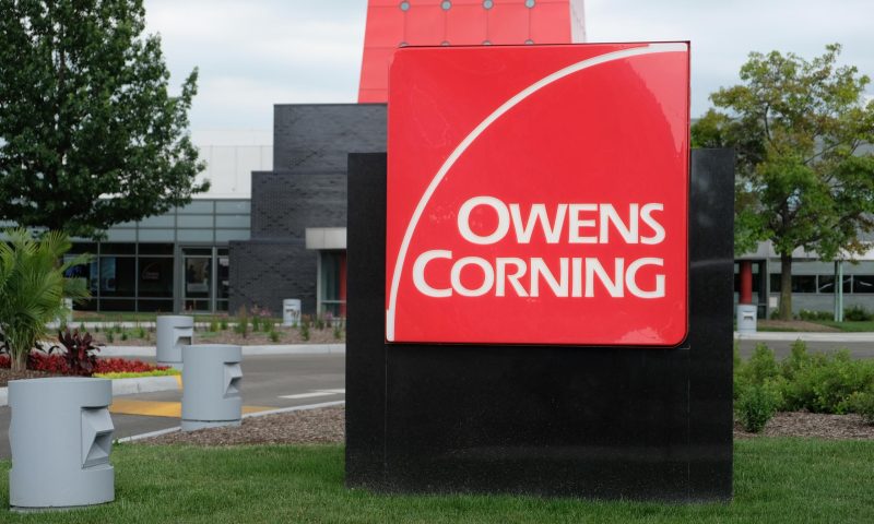 Owens Corning (NYSE:OC) Insider Sells $324,216.00 in Stock