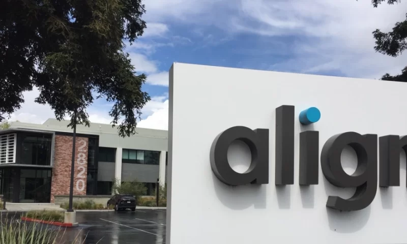 Align Technology, Inc. (NASDAQ:ALGN) Short Interest Up 18.9% in October