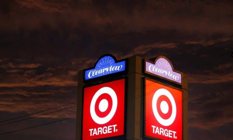 Target’s 3Q Profit Drops 52% as Shoppers Force Price Cuts