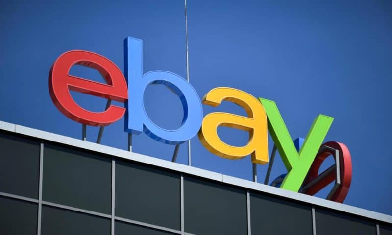 eBay Inc. (NASDAQ:EBAY) CAO Sells $420,993.04 in Stock