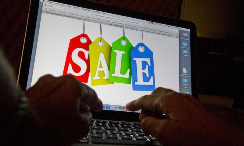 Cyber Monday Deals Lure in Consumers Amid High Inflation