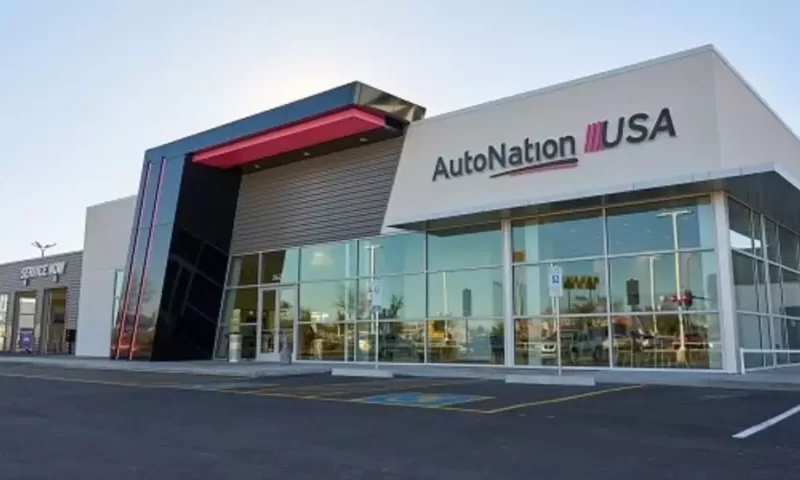 AutoNation, Inc. (NYSE:AN) Short Interest Up 9.8% in October