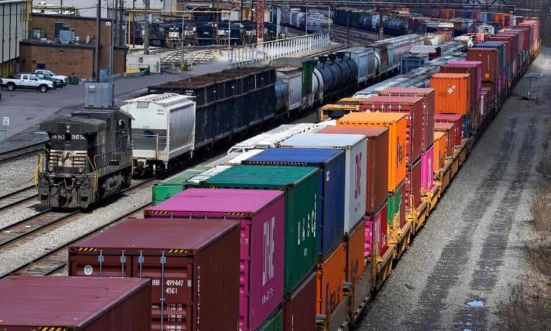 Consumers Could Pay Price if Railroads, Unions Can’t Agree