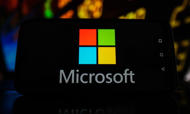 Microsoft (NASDAQ:MSFT) Given a $300.00 Price Target at UBS Group