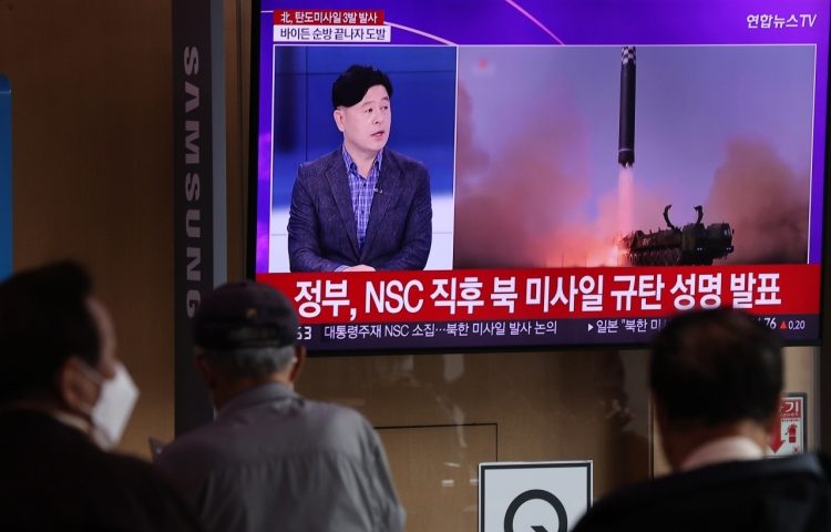 Japan Warns Residents to Seek Shelter as North Korea Missile Flies Over