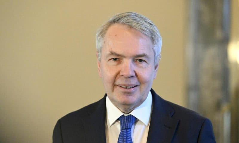 Finland’s Top Diplomat Hints at Joining NATO Without Sweden