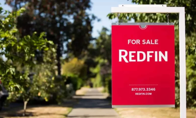 Redfin Co. (NASDAQ:RDFN) Receives Average Rating of “Hold” from Brokerages