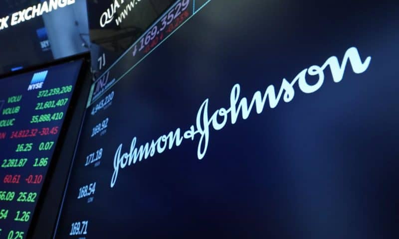 J&J Tops 4Q Earnings Forecasts as Profit, Revenue Slip