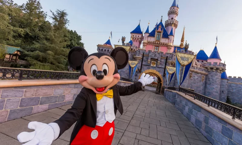 Walt Disney (DIS) Set to Announce Earnings on Wednesday