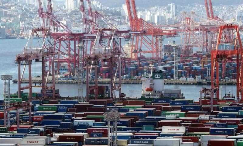 South Korea Logs Record Trade Deficit as Tech Demand Falls