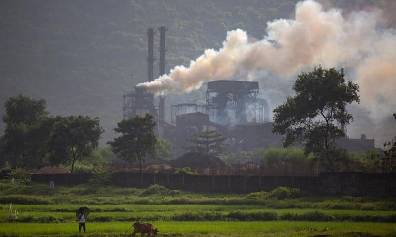 Cost of India Quitting Coal Is $900 Billion, Think Tank Says