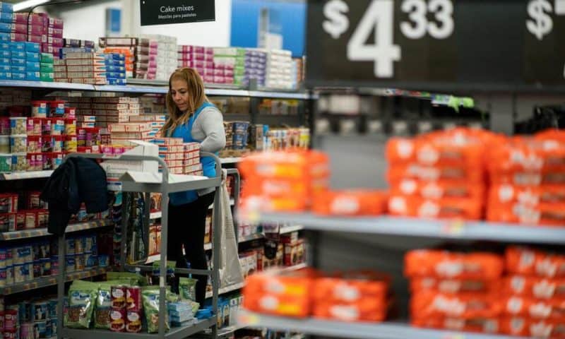 US Inflation Eases but Stays High, Putting Fed in Tough Spot