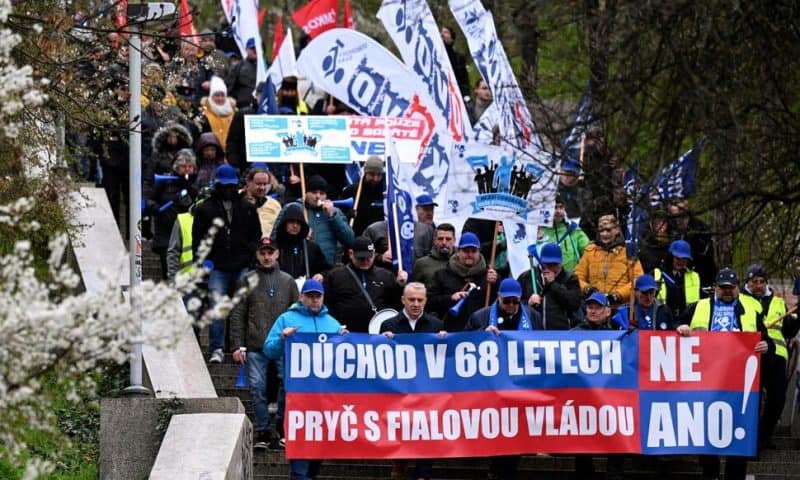 Czechs Protest Government Bid to Raise Retirement Age