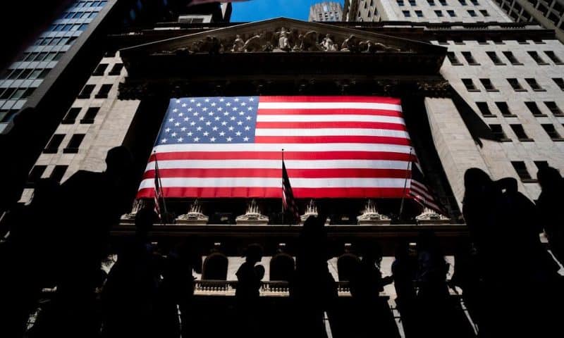 Wall Street Ends Higher, Marking 2nd Winning Week in a Row