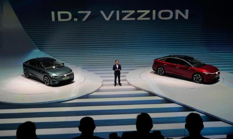 Volkswagen Unveils Electric Luxury Sedan at China Auto Show