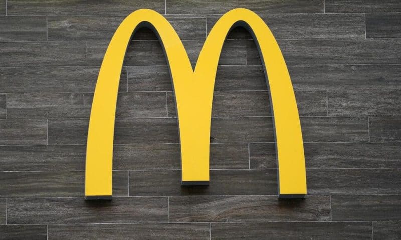 McDonald’s Temporarily Closes US Offices Ahead of Layoffs