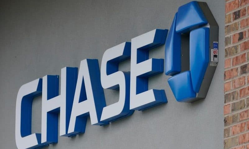 JPMorgan Chase Profits Jump 52% Amid Banking Turmoil