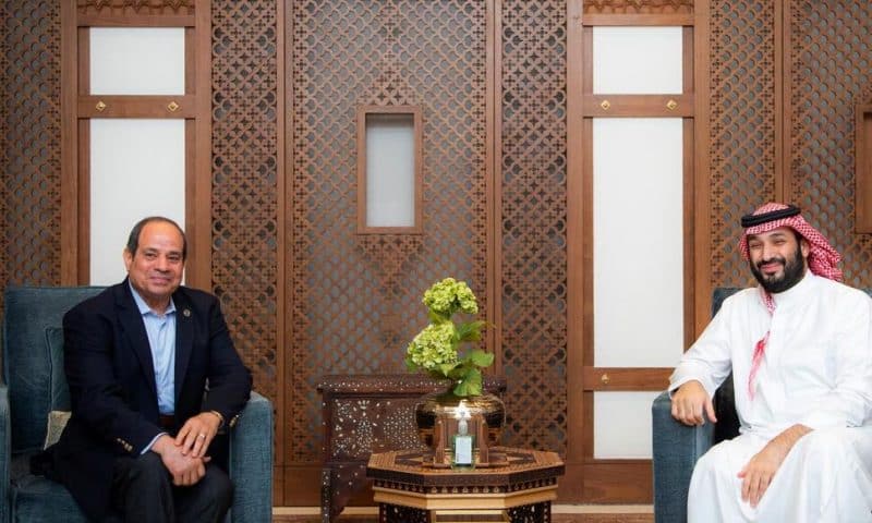Leaders of Egypt, Saudi Arabia Meet After Months of Tension
