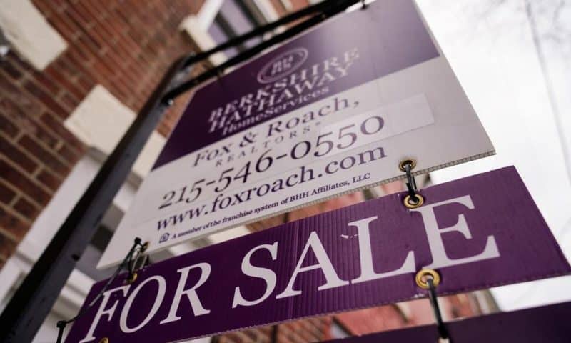 Average Long-Term US Mortgage Rate Drops a 5th Straight Week