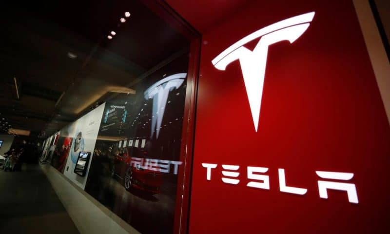 Tesla Plans Shanghai Factory for Power Storage