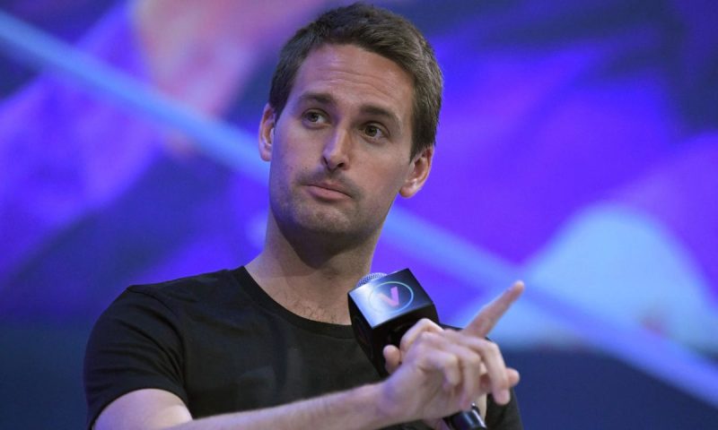 Snap stock sinks nearly 20% on revenue miss