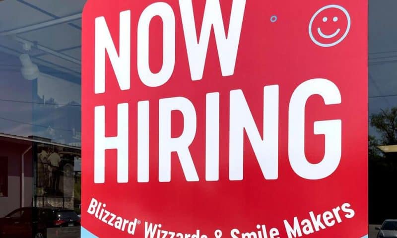 More Americans Apply for Jobless Benefits but Labor Market Remains Tight