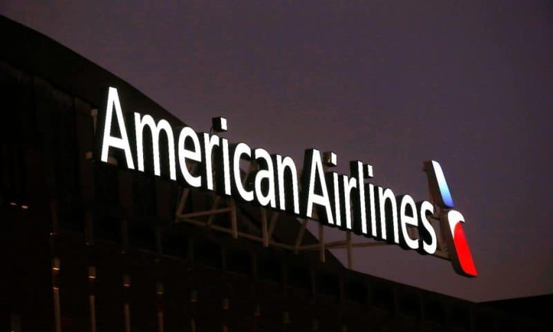 Pilots at American, Southwest, Ratchet up Strike Threats